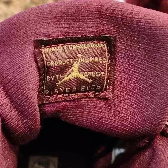 Jordan 11 Retro GG Heiress Velvet 2016 Grade School Size 4Y 852265-65 - Picture 11 of 11